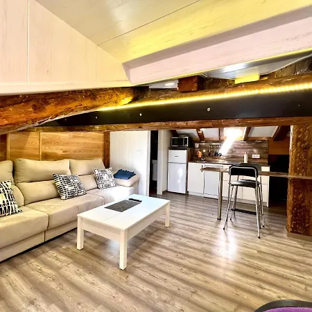 Cozy Attic In The Center Of *