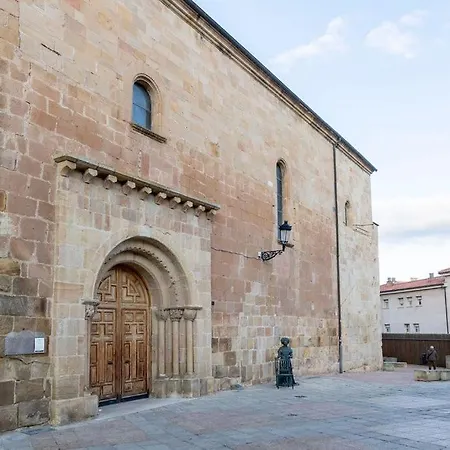 Cozy Attic In The Center Of 아파트 소리아